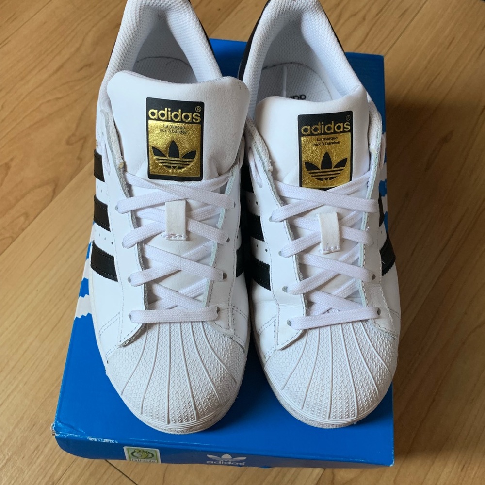 Adidas Superstar